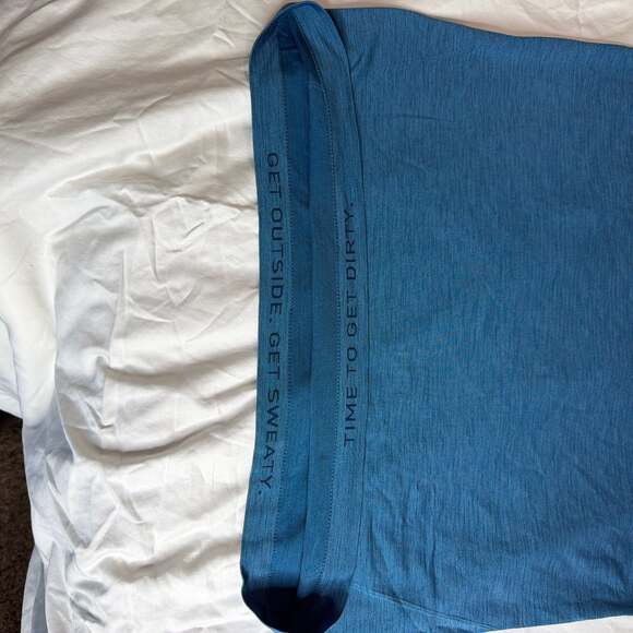 Lululemon - Picture 3 of 4